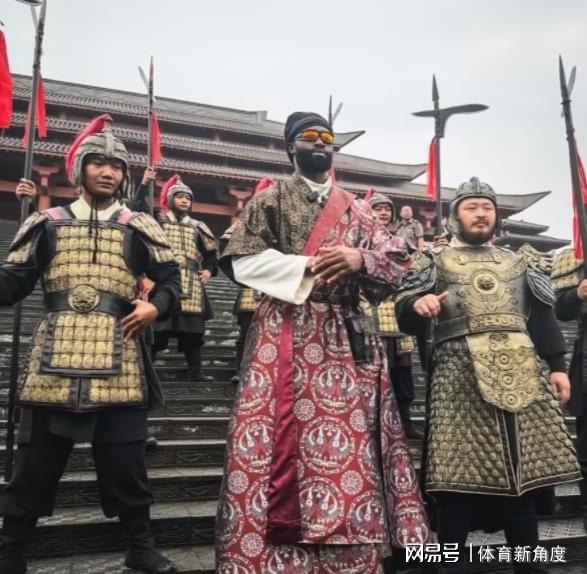 记者拉比奥、于帕、楚阿梅尼、萨利巴缺席训练前者母亲探班扑空 记者拉比奥、于帕、楚阿梅尼、萨利巴缺席训练前者母亲探班扑空