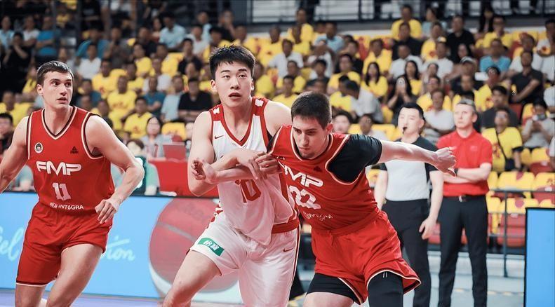 九游体育罗马诺:纽卡接近签下阿贾克斯18岁中场斯图尔,总价超2500万欧 九游体育罗马诺:纽卡接近签下阿贾克斯18岁中场斯图尔,总价超2500万欧