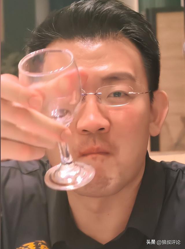 小威将搭档穆霍娃出战柏林女双