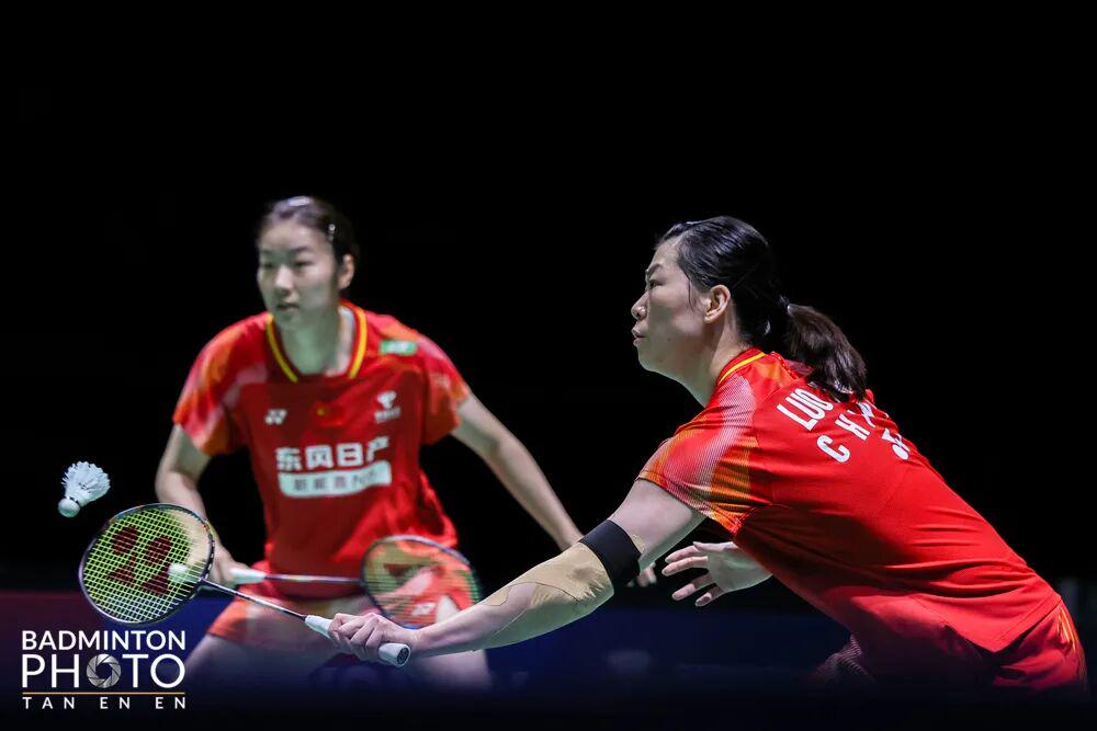 尼克斯太太团赛后计划曝光：一个要宅家烧烤，一个继续当护士