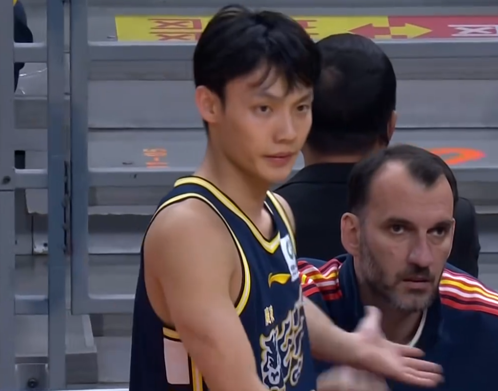 九游体育国王交易得拉文 大概率留队 九游体育国王交易得拉文 大概率留队