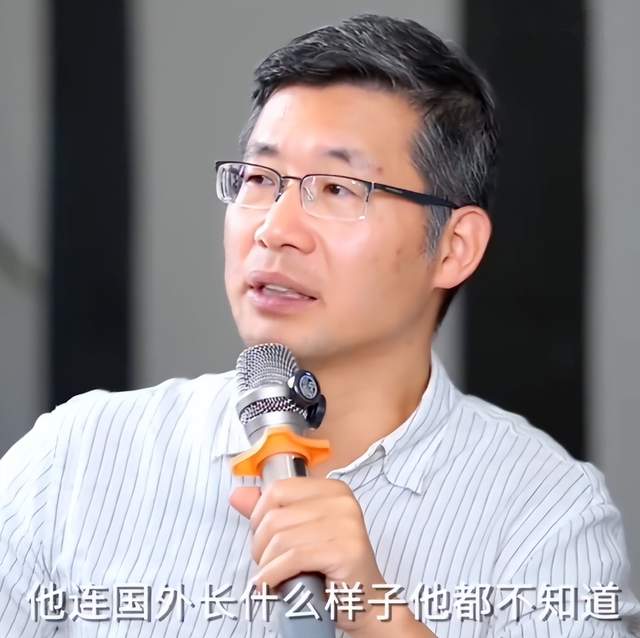 九游体育詹姆斯再次自戴皇冠!与乐福一起现身克罗地亚:助威旗下摩托艇队 九游体育詹姆斯再次自戴皇冠!与乐福一起现身克罗地亚:助威旗下摩托艇队