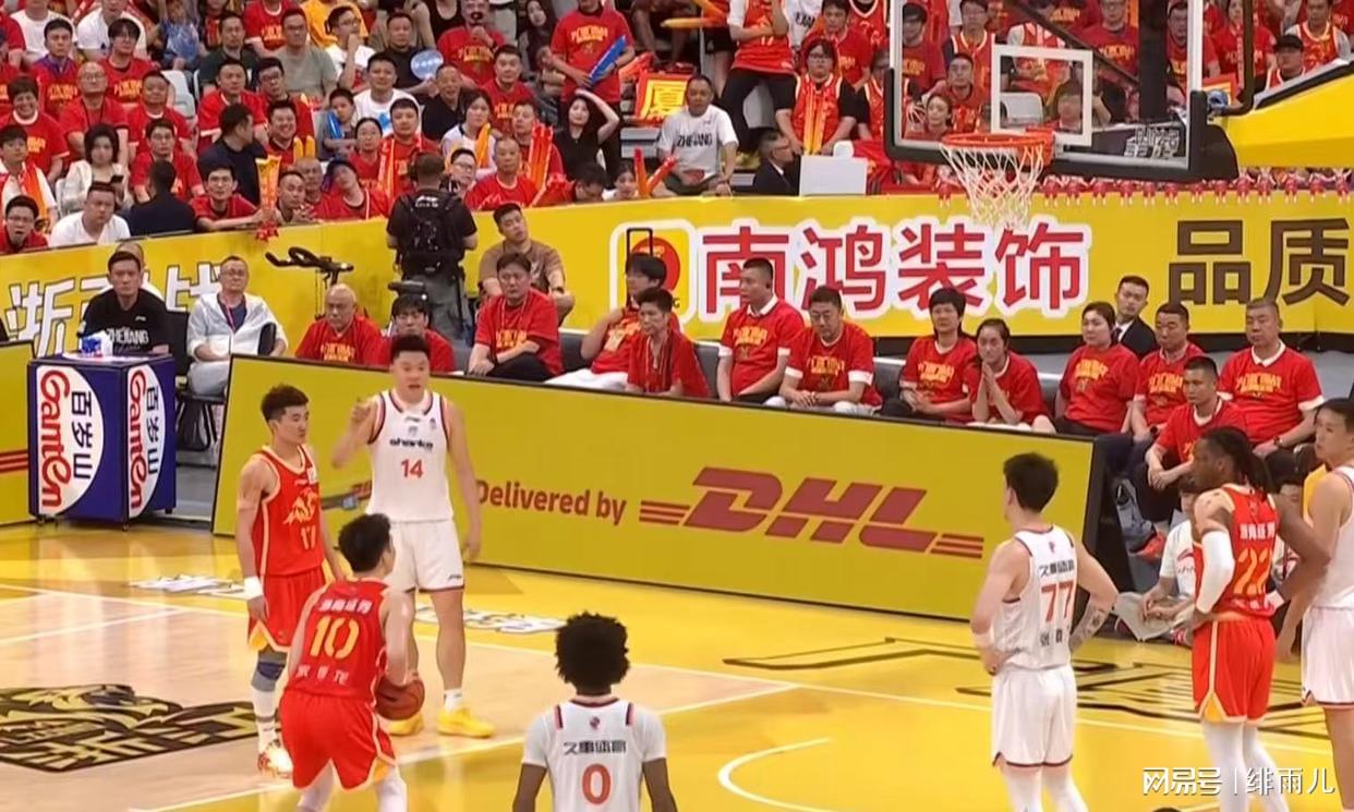 九游体育曾经的关键先生福克斯！再也回不去了