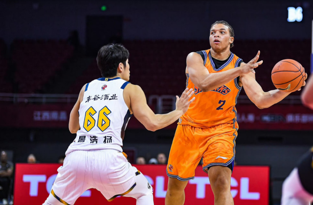 九游体育ESPN发布下赛季战力榜：雷霆马刺前二 尼克斯第三