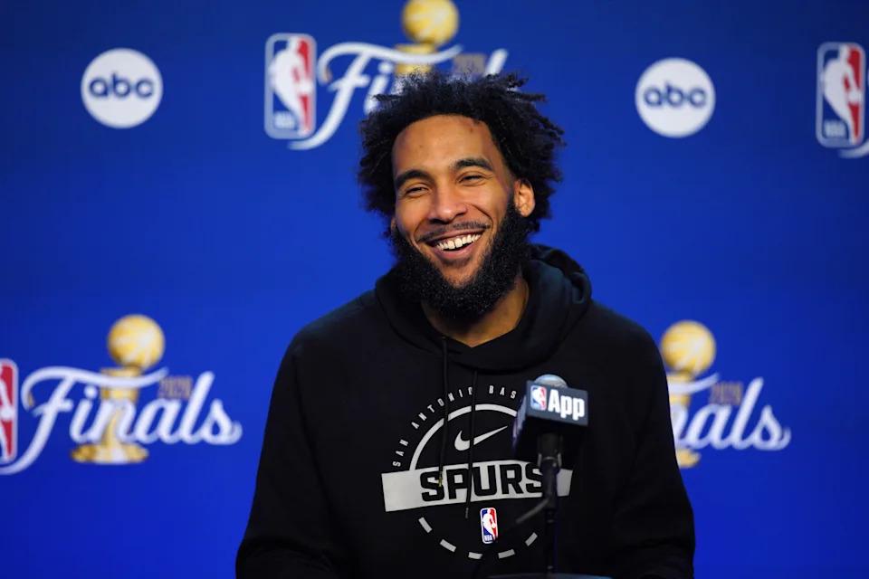 九游体育2026NBA尼克斯夺得总冠军 九游体育2026NBA尼克斯夺得总冠军