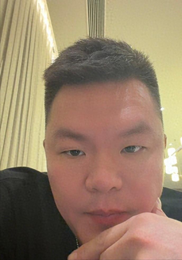 詹姆斯历史地位被喷上热搜，一个帖子炸出50条回怼