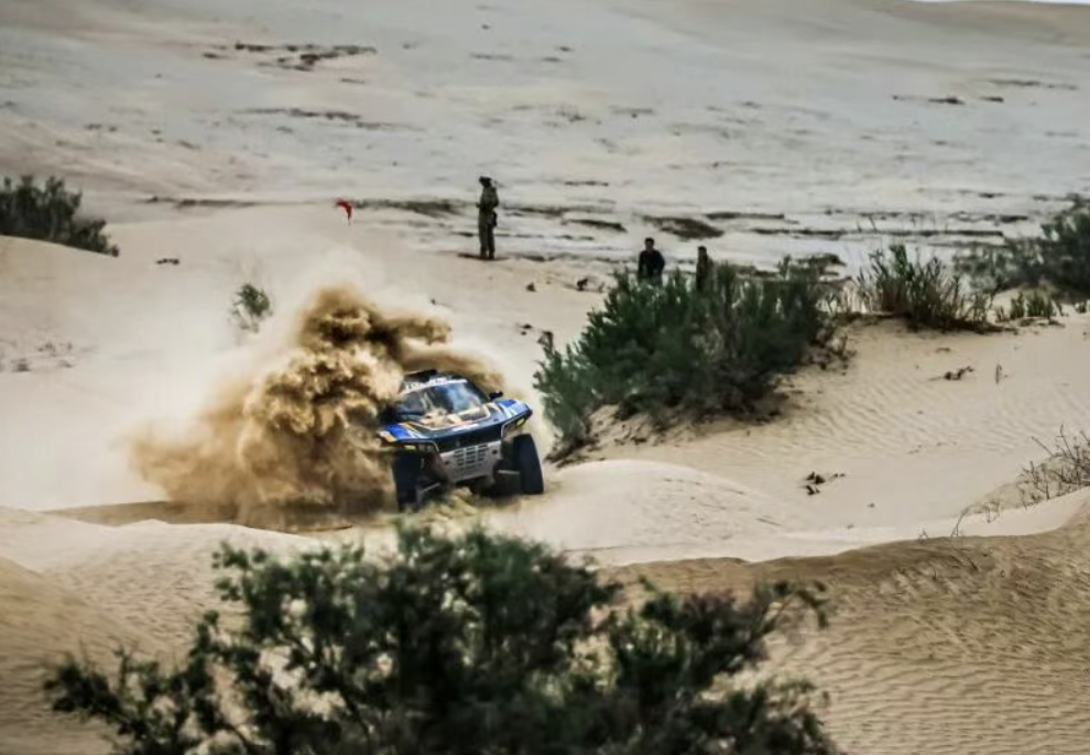 领先16分果然白费！马刺又遭逆转，文班空砍两双留憾，尼克斯登顶