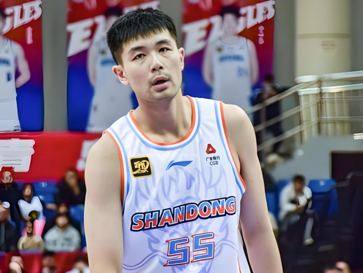 布伦森当选FMVP 尼克斯53年首冠