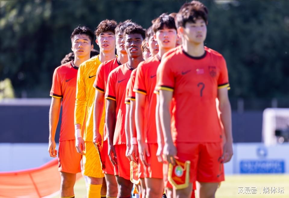 场均4分3板!五场总决赛下来,超级第六人的身价彻底打没了 场均4分3板!五场总决赛下来,超级第六人的身价彻底打没了
