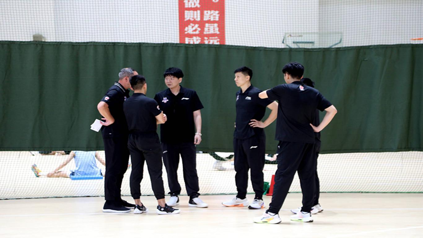 外媒曝2026NBA选秀首轮预测