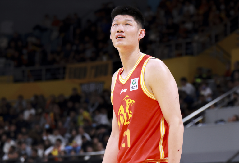 杰伦·布朗放话"你们还没见到最强的我",下赛季却未必还穿绿衫 杰伦·布朗放话"你们还没见到最强的我",下赛季却未必还穿绿衫