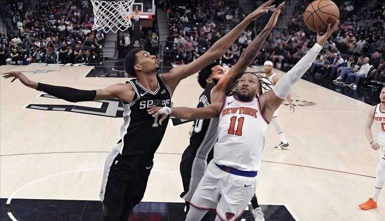 兄弟篮球,布伦森、哈特和大乔是首个NCAA+NBA夺冠的三人组 兄弟篮球,布伦森、哈特和大乔是首个NCAA+NBA夺冠的三人组