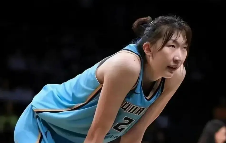 九游体育5年2.41亿!?湖人有点难了,老詹要抱孙子了 九游体育5年2.41亿!?湖人有点难了,老詹要抱孙子了