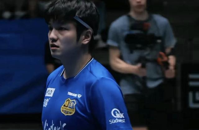 九游体育他来了!NBA官方公布总决赛G5裁判:福斯特回归担任主裁判 九游体育他来了!NBA官方公布总决赛G5裁判:福斯特回归担任主裁判