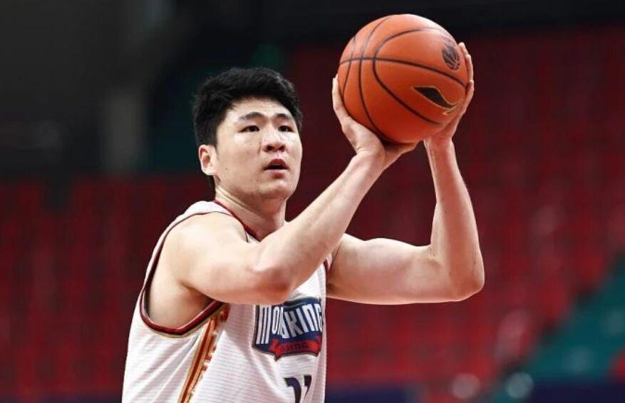 文班亚马坦言疲劳侵袭，但拒绝以此开脱