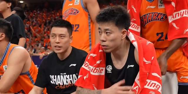 半个世纪的等待!53年后再夺冠!布伦森45分夺FMVP! 半个世纪的等待!53年后再夺冠!布伦森45分夺FMVP!