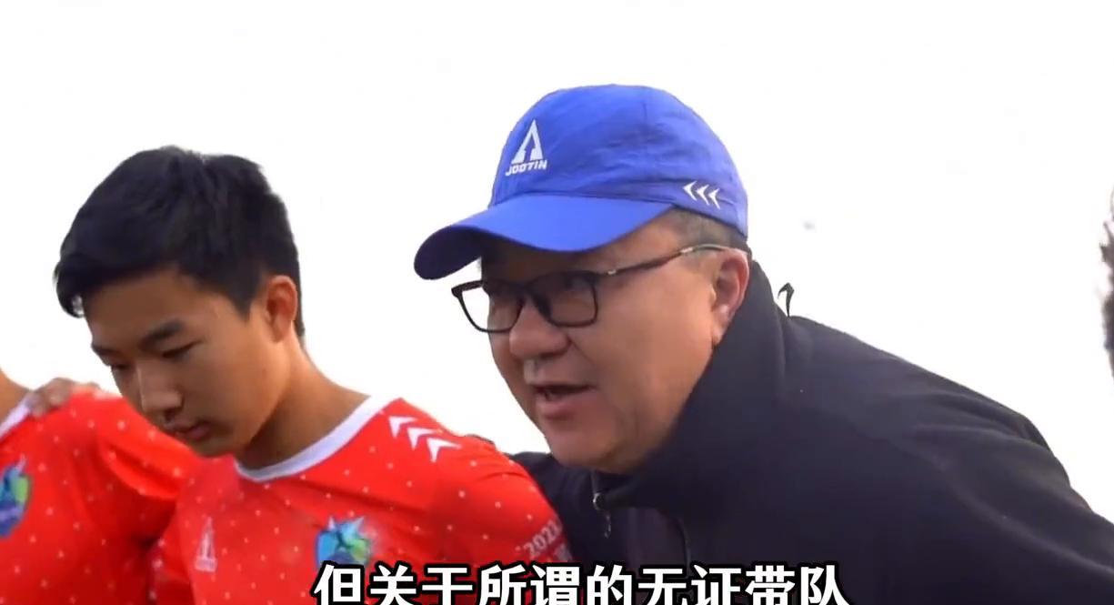 卡塔尔足协主席会见因凡蒂诺,并向后者赠送卡塔尔球衣 卡塔尔足协主席会见因凡蒂诺,并向后者赠送卡塔尔球衣