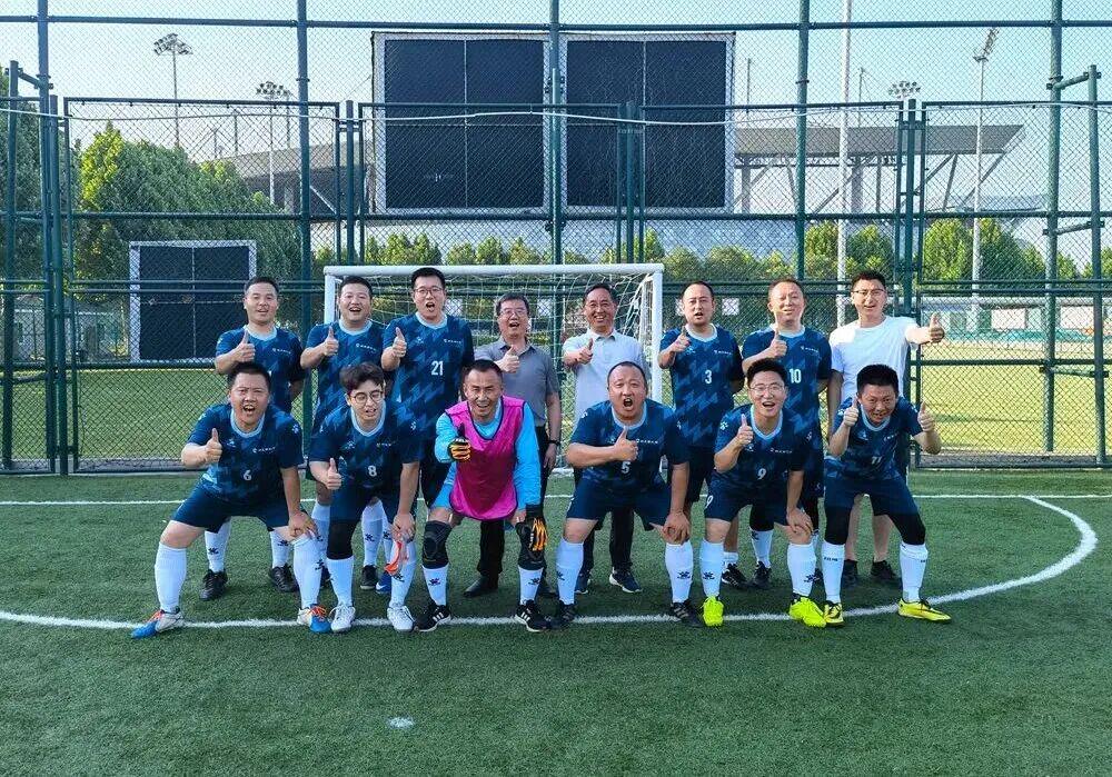 九游体育索尔巴肯:若拉森的低烧退不下去,我们就把他送回家 九游体育索尔巴肯:若拉森的低烧退不下去,我们就把他送回家