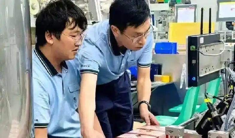 九游体育施魏因施泰格社媒:美国队始终未进入状态德克伊珀是全场最佳 九游体育施魏因施泰格社媒:美国队始终未进入状态德克伊珀是全场最佳
