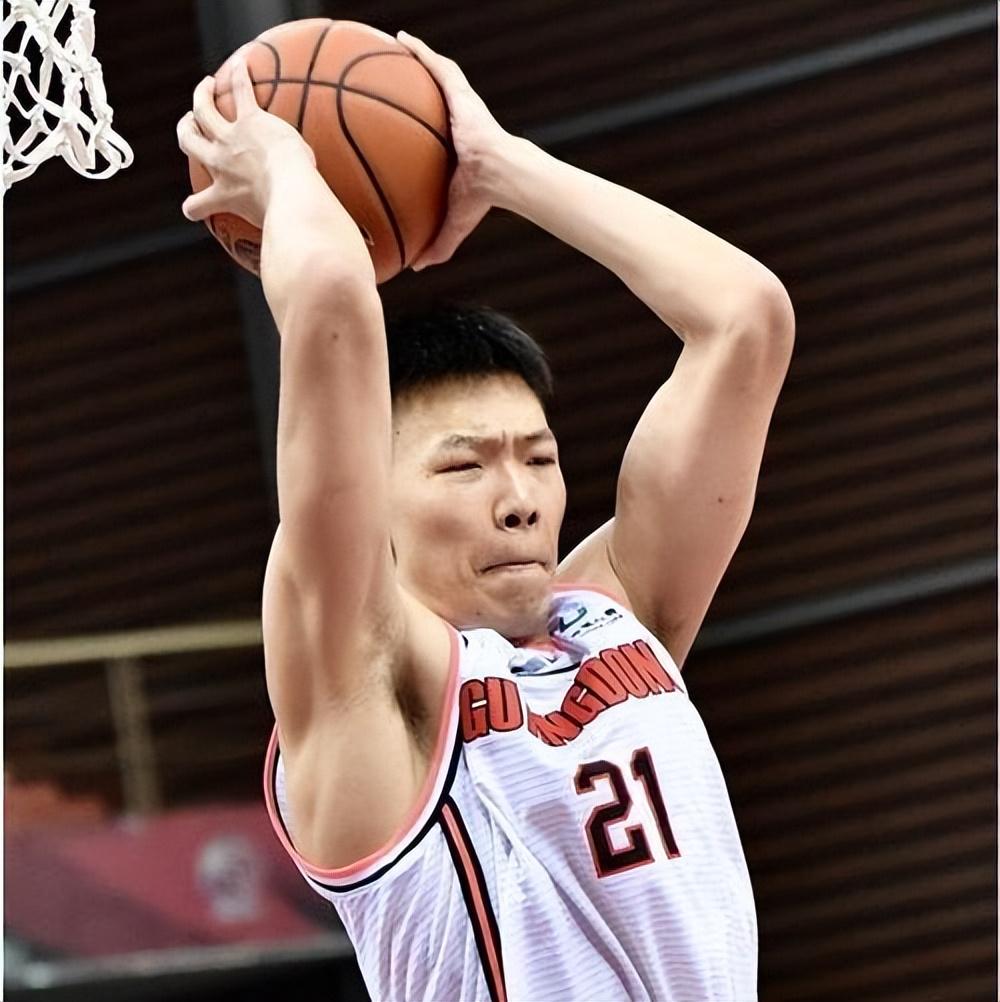 九游体育8000万新援处子球，亚马尔13战狂造20球，巴萨3