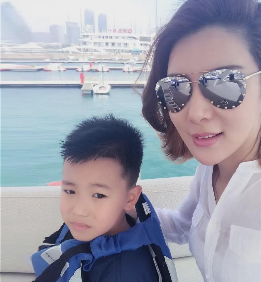 九游体育再添头衔！54岁奥尼尔获颁荣誉FBI特工 球员时期曾担任预备警官