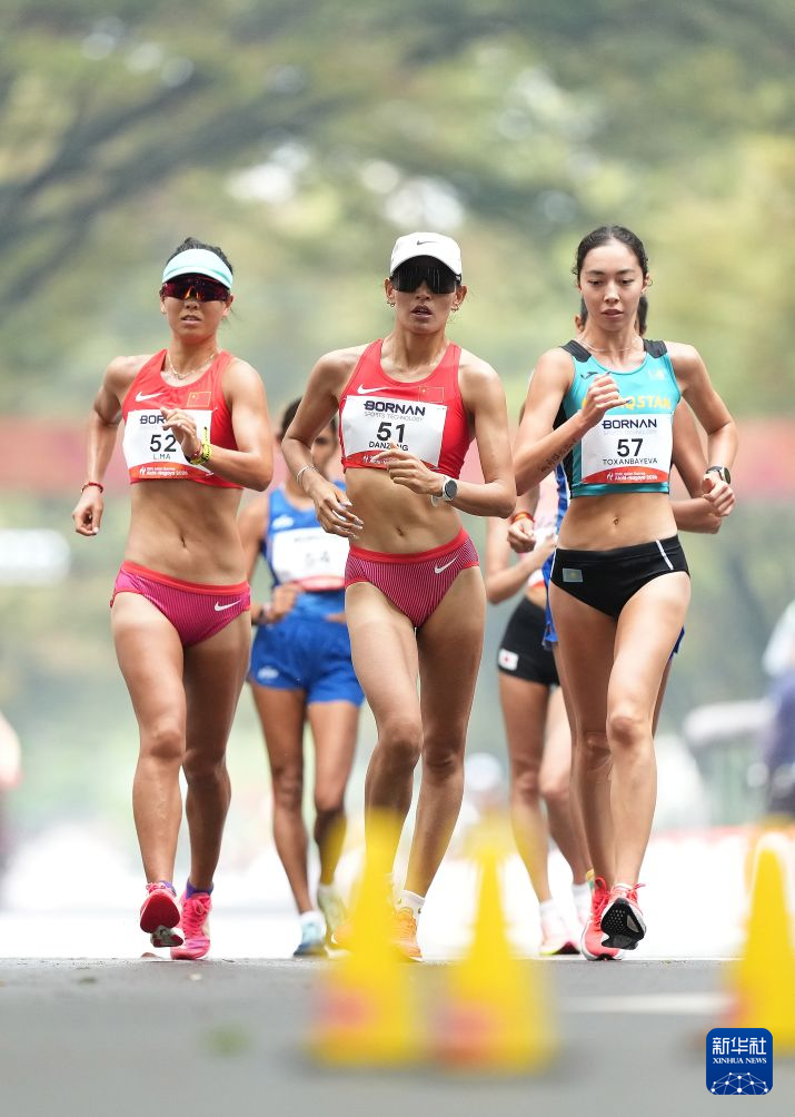低价签3位新援，火箭空间问题迎刃而解？内外双核不惧包夹，传射技能升级